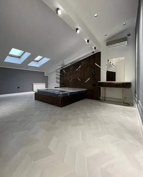 3-к квартира, на длительный срок, 160м2, 5/5 этаж
