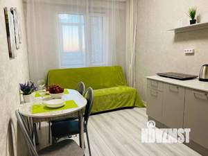 1-к квартира, посуточно, 40м2, 7/16 этаж