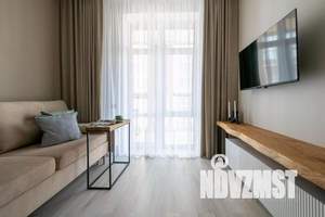 1-к квартира, посуточно, 40м2, 11/21 этаж