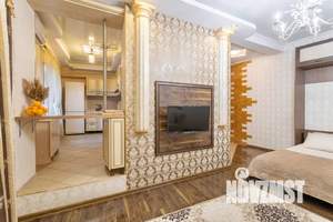 Студия квартира, посуточно, 38м2, 13/13 этаж