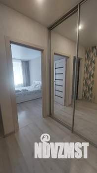 1-к квартира, посуточно, 35м2, 2/22 этаж