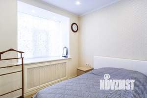 Студия квартира, посуточно, 39м2, 1/5 этаж