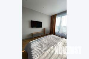 1-к квартира, посуточно, 42м2, 8/25 этаж