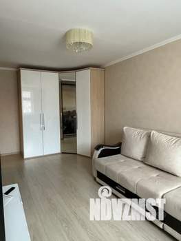 1-к квартира, посуточно, 37м2, 8/10 этаж