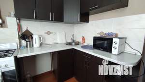 Студия квартира, посуточно, 34м2, 1/9 этаж