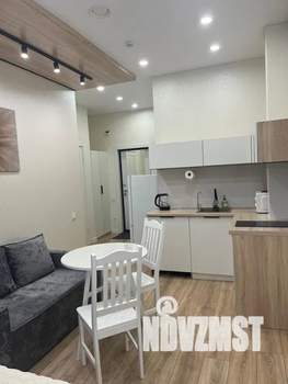 Студия квартира, посуточно, 24м2, 1/19 этаж