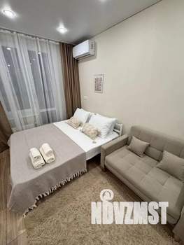 Студия квартира, посуточно, 20м2, 1/24 этаж