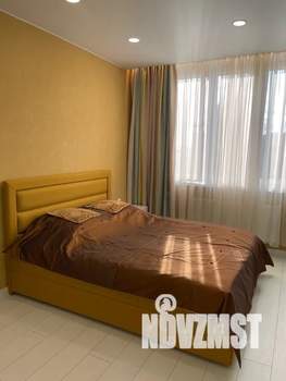 Студия квартира, посуточно, 40м2, 2/27 этаж