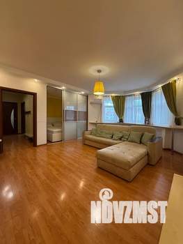 2-к квартира, посуточно, 65м2, 2/6 этаж