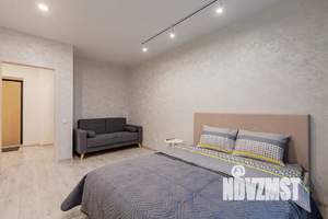 1-к квартира, посуточно, 38м2, 7/19 этаж