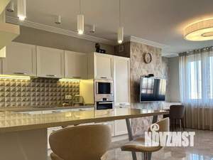 1-к квартира, посуточно, 58м2, 1/1 этаж