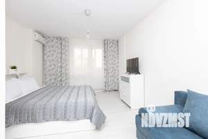 1-к квартира, посуточно, 44м2, 18/19 этаж