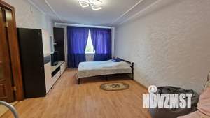 1-к квартира, посуточно, 44м2, 4/10 этаж