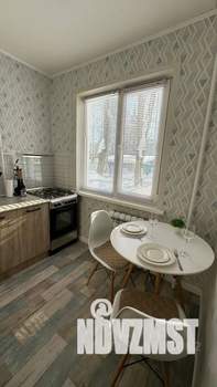 1-к квартира, посуточно, 34м2, 1/5 этаж
