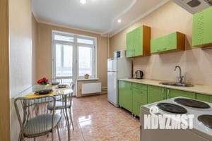 1-к квартира, посуточно, 42м2, 1/1 этаж