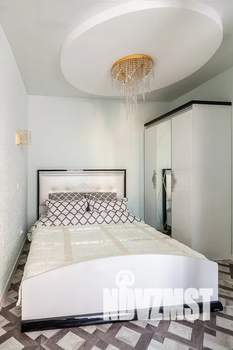 Студия квартира, посуточно, 35м2, 4/5 этаж