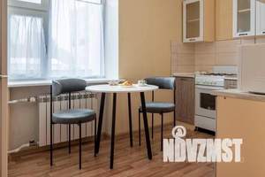 1-к квартира, посуточно, 38м2, 2/3 этаж