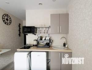 Студия квартира, посуточно, 11м2, 1/10 этаж