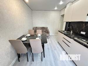 1-к квартира, посуточно, 50м2, 2/4 этаж