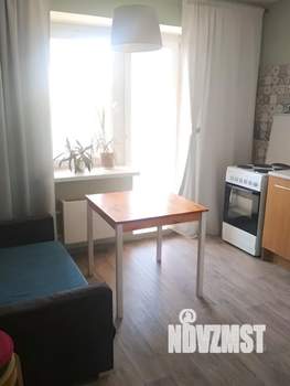 1-к квартира, посуточно, 40м2, 6/18 этаж