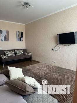 1-к квартира, посуточно, 42м2, 6/20 этаж