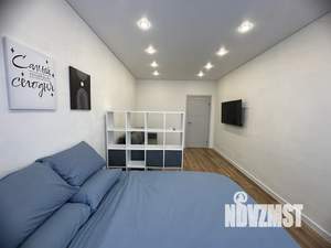 1-к квартира, посуточно, 40м2, 9/9 этаж