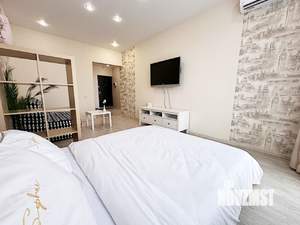 1-к квартира, посуточно, 42м2, 17/22 этаж