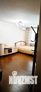 Студия квартира, посуточно, 36м2, 5/10 этаж