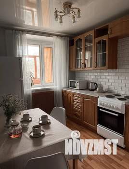 1-к квартира, посуточно, 38м2, 4/14 этаж