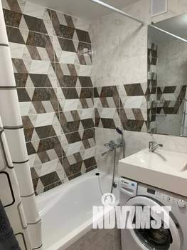 1-к квартира, посуточно, 35м2, 1/10 этаж