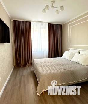 2-к квартира, посуточно, 53м2, 1/19 этаж