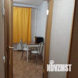 1-к квартира, посуточно, 33м2, 2/10 этаж