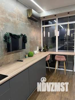 Студия квартира, посуточно, 28м2, 17/22 этаж