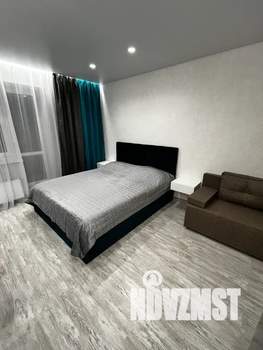 Студия квартира, посуточно, 28м2, 5/10 этаж