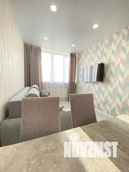 1-к квартира, посуточно, 35м2, 1/26 этаж