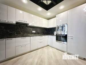 3-к квартира, на длительный срок, 120м2, 2/5 этаж