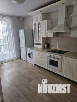 1-к квартира, посуточно, 42м2, 12/19 этаж