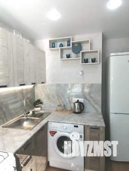 Студия квартира, посуточно, 34м2, 1/9 этаж