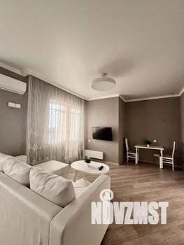 1-к квартира, посуточно, 60м2, 1/1 этаж