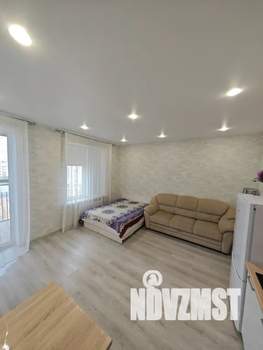 Студия квартира, посуточно, 30м2, 7/19 этаж