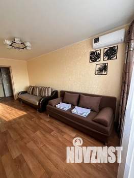 1-к квартира, посуточно, 36м2, 10/18 этаж