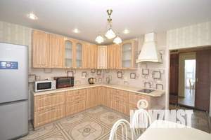 2-к квартира, посуточно, 62м2, 18/19 этаж