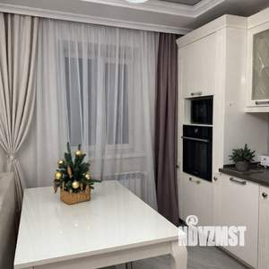 1-к квартира, посуточно, 60м2, 5/10 этаж