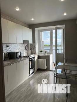 1-к квартира, посуточно, 38м2, 10/10 этаж