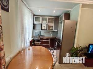 1-к квартира, посуточно, 42м2, 4/4 этаж