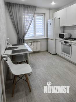 2-к квартира, посуточно, 60м2, 1/10 этаж