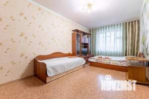 1-к квартира, посуточно, 48м2, 1/1 этаж