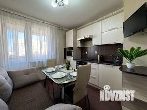 1-к квартира, посуточно, 43м2, 6/18 этаж