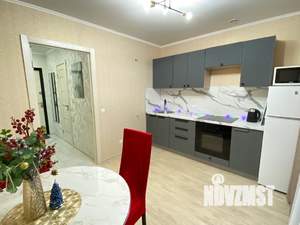 1-к квартира, посуточно, 36м2, 4/18 этаж