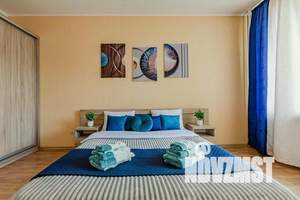 2-к квартира, посуточно, 70м2, 8/12 этаж